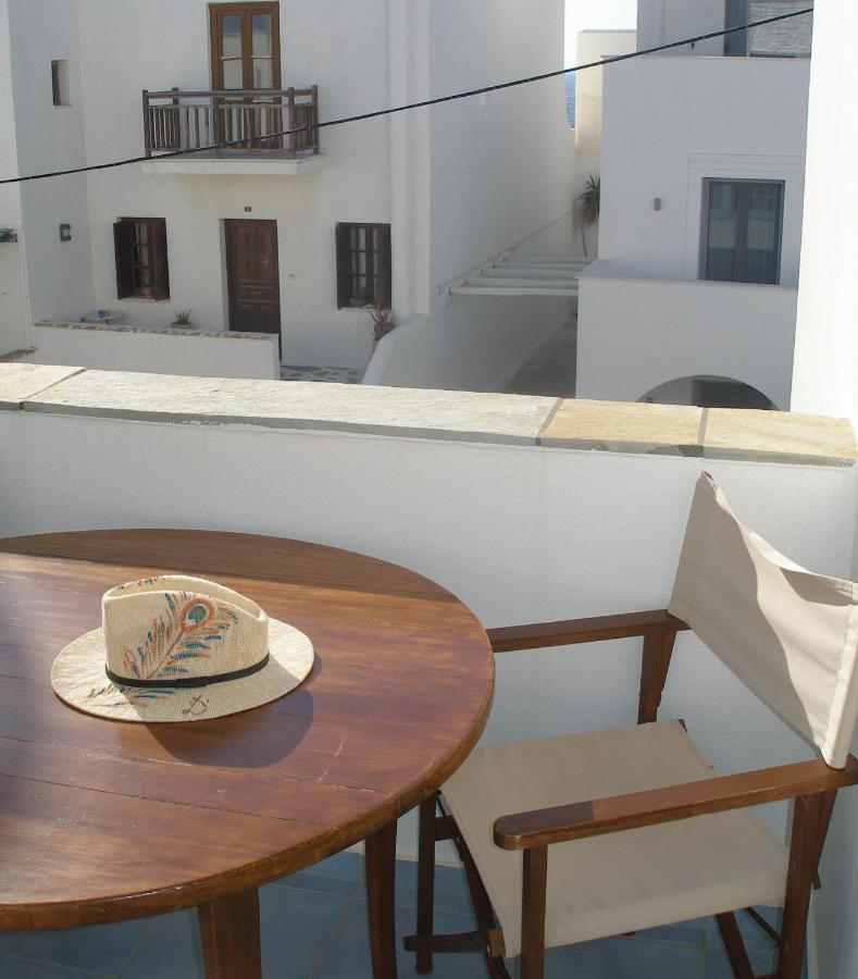 Inaxos Studios, Viewing Apollo Temple. Naxos City 外观 照片