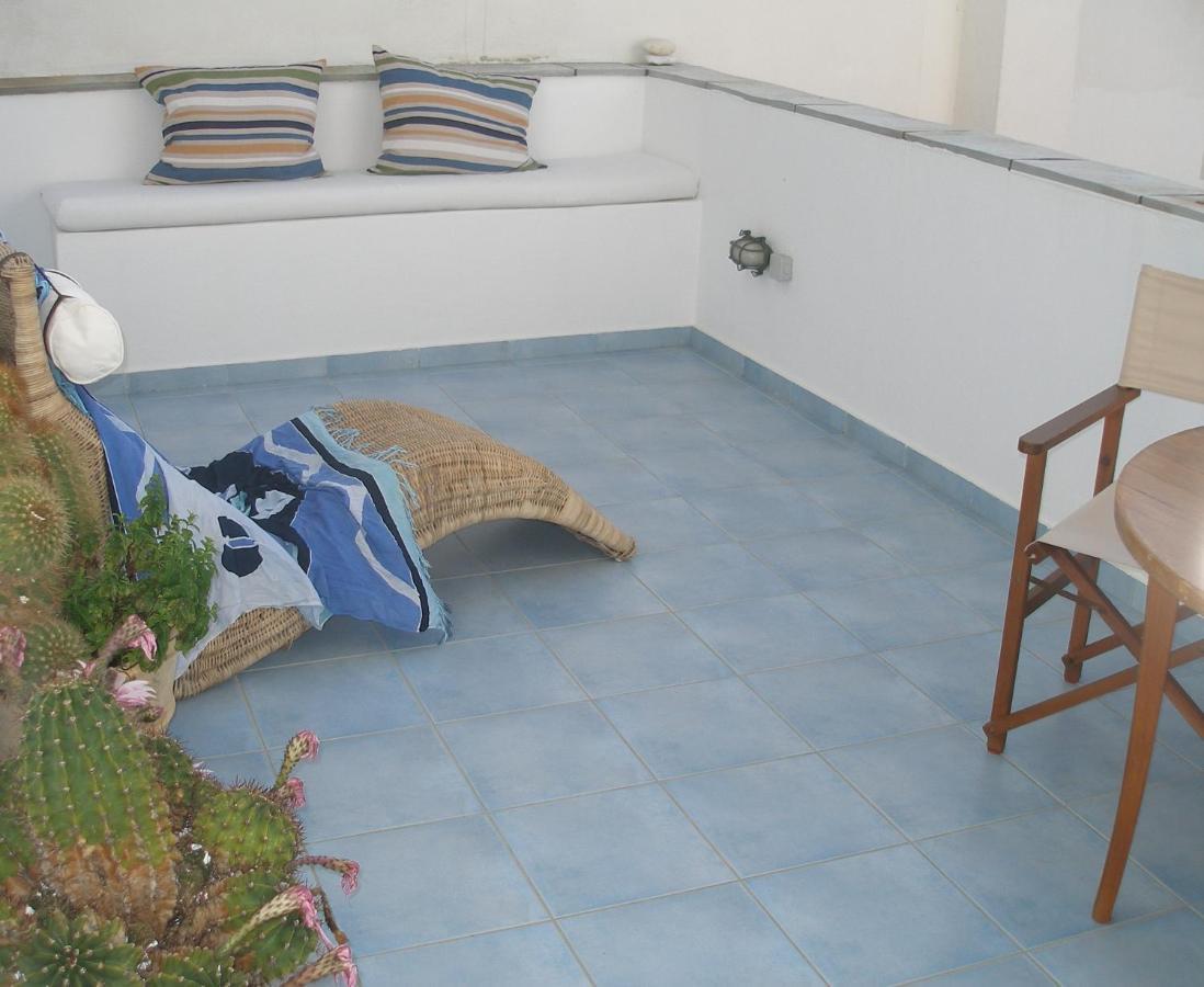 Inaxos Studios, Viewing Apollo Temple. Naxos City 外观 照片